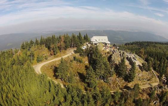 Wysoki Kamień (1058 m) — Najpiękniejsza Panorama Sudetów